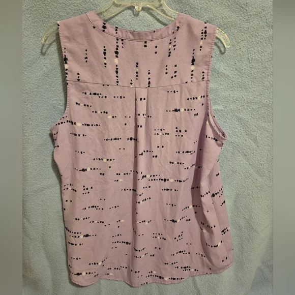 Lilac Zipper Detail Dressy Blouse - Picture 5 of 5